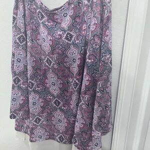 Tablot's Women's Paisley Long Sleeve Top